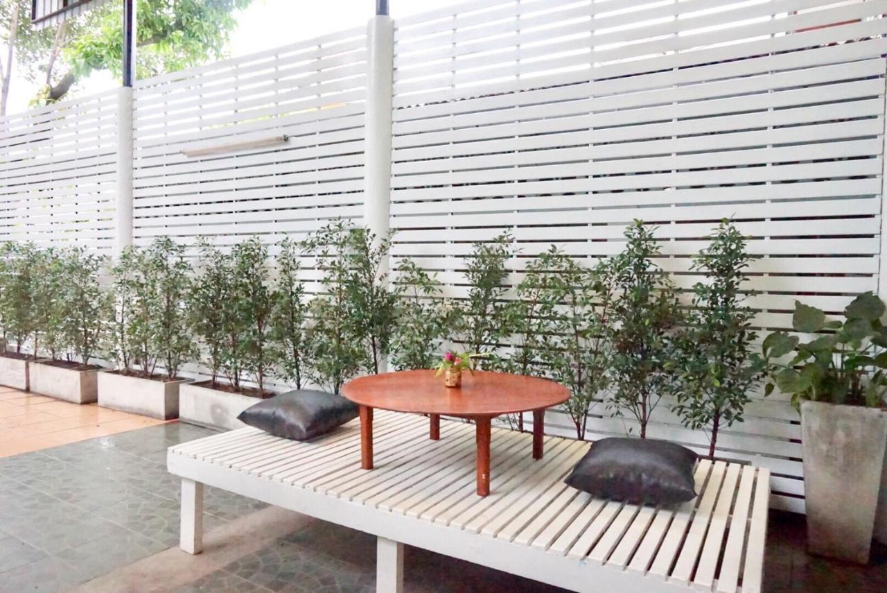 Chongrak Guesthouse เชียงใหม่ ภายนอก รูปภาพ